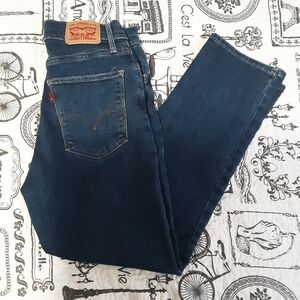 Levi's 724 high rise straight crop jean